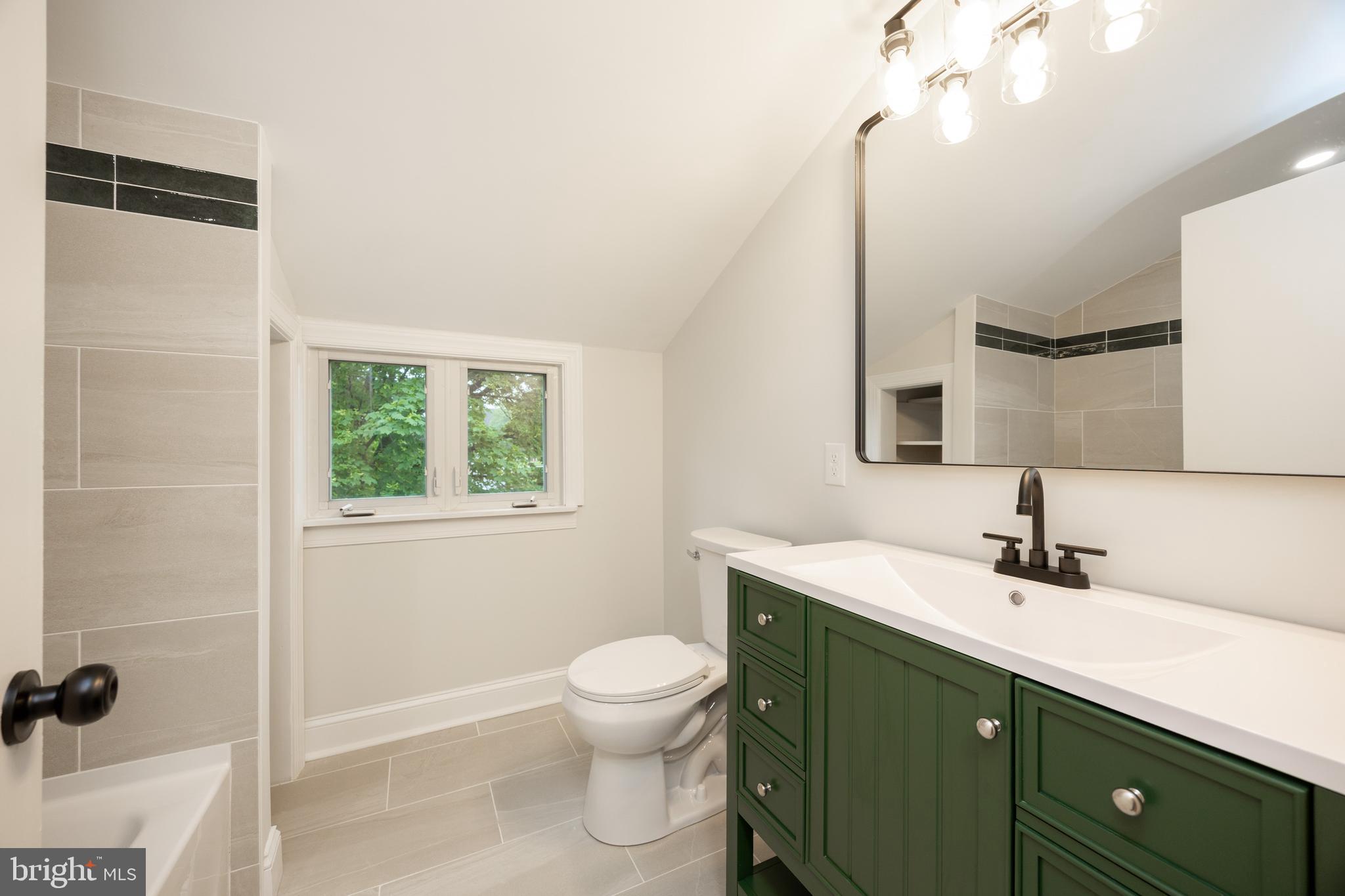 CANDLEBROOK - Residential