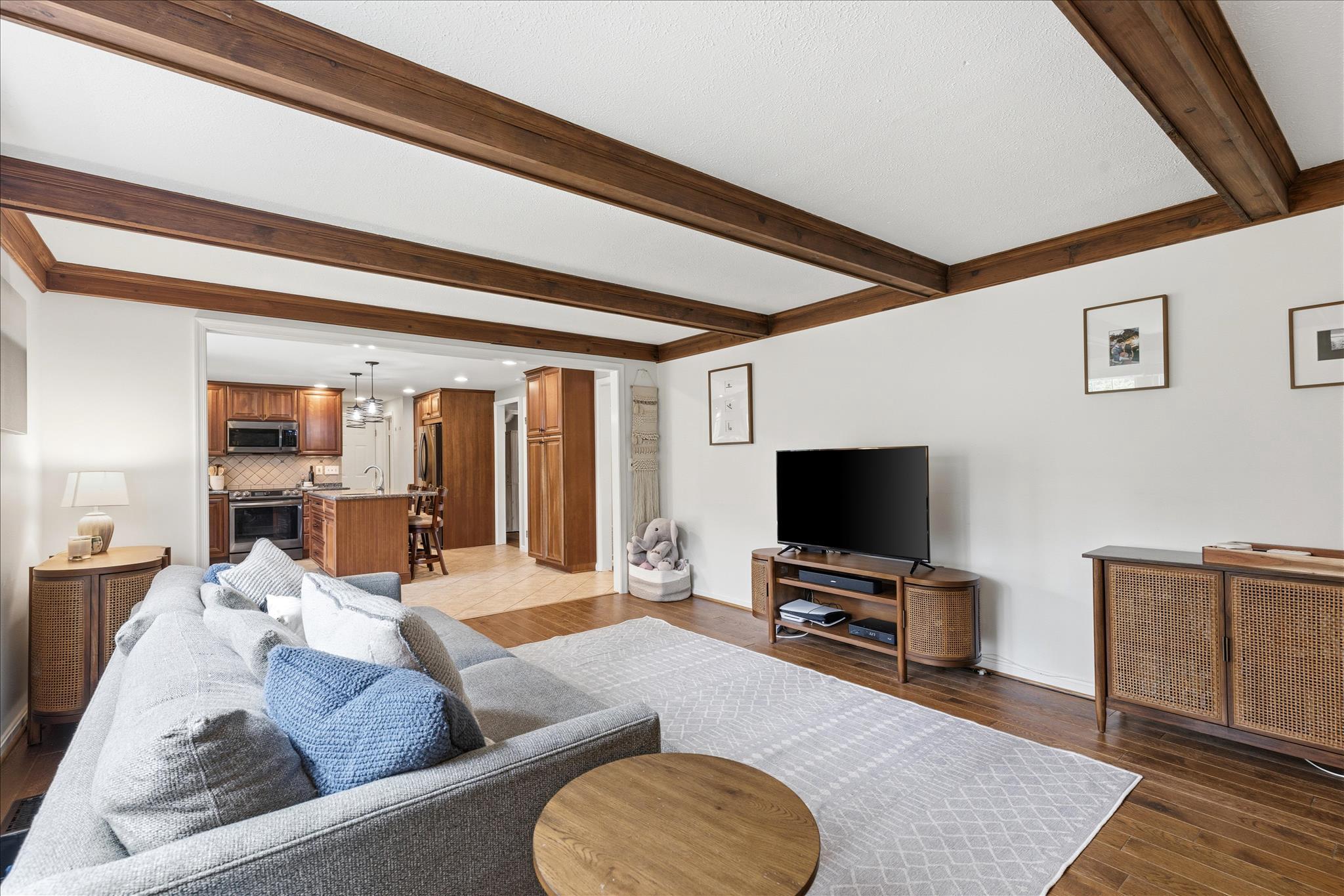 FOXLAIR ACRES - Residential