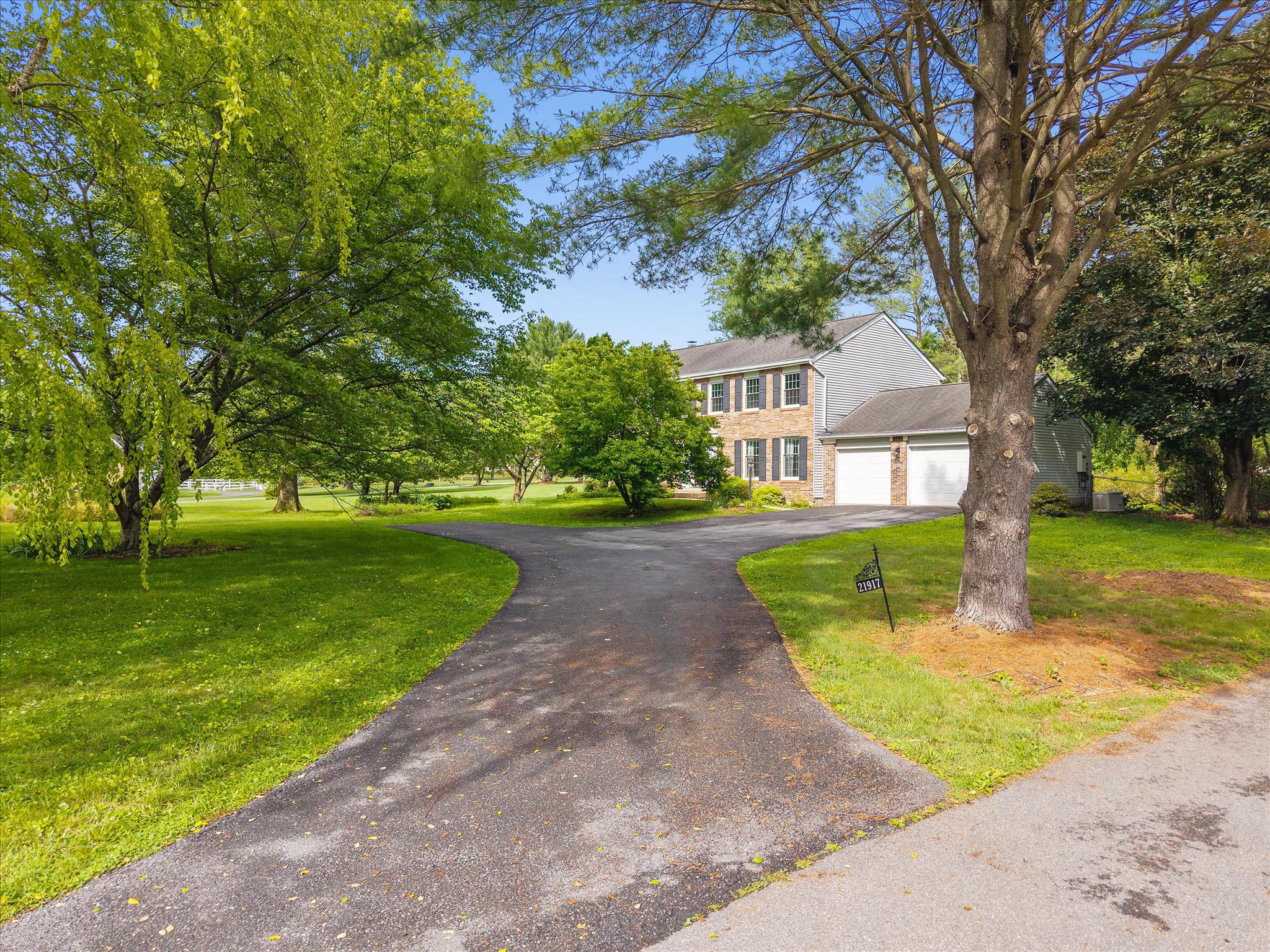 FOXLAIR ACRES - Residential