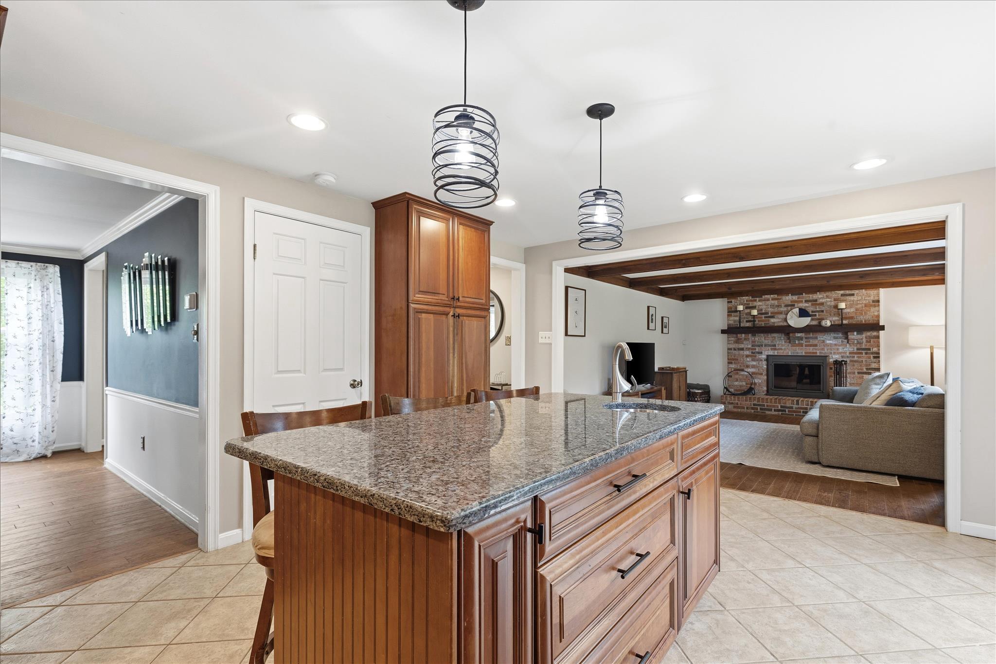FOXLAIR ACRES - Residential