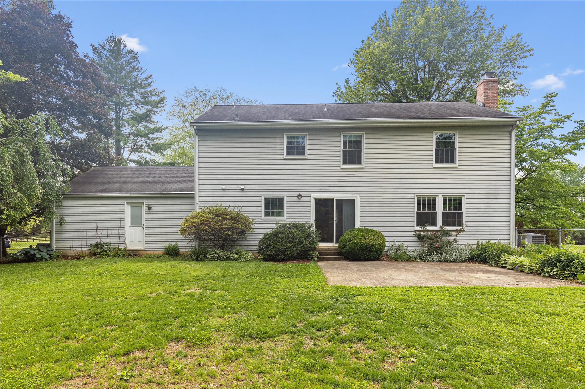 FOXLAIR ACRES - Residential