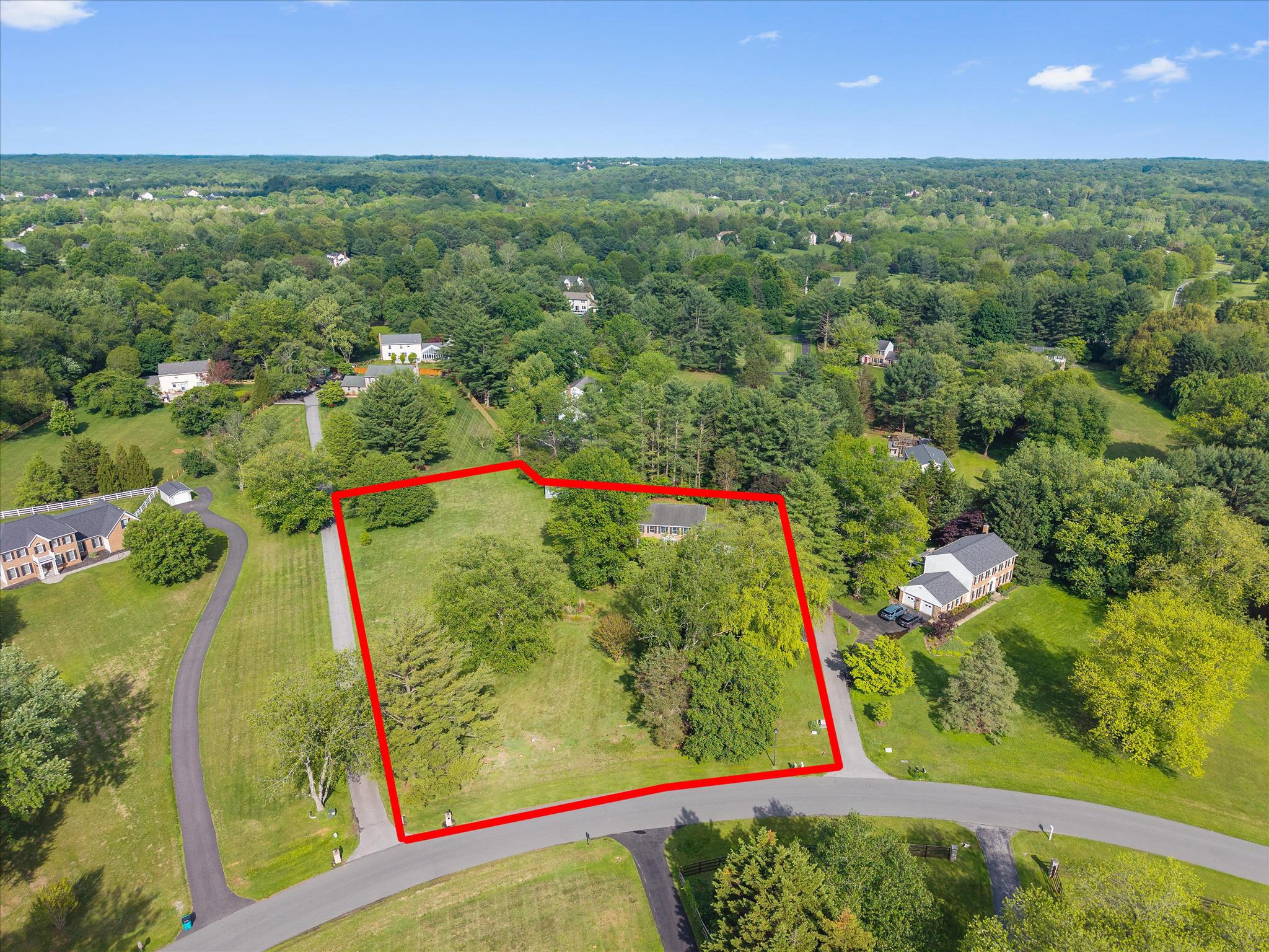 FOXLAIR ACRES - Residential