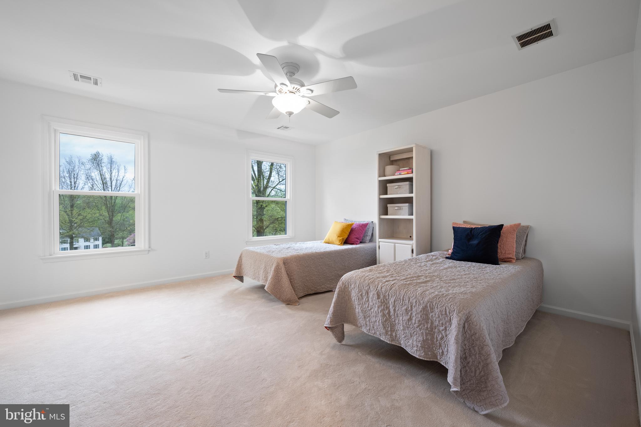 WHITEHORSE - Residential