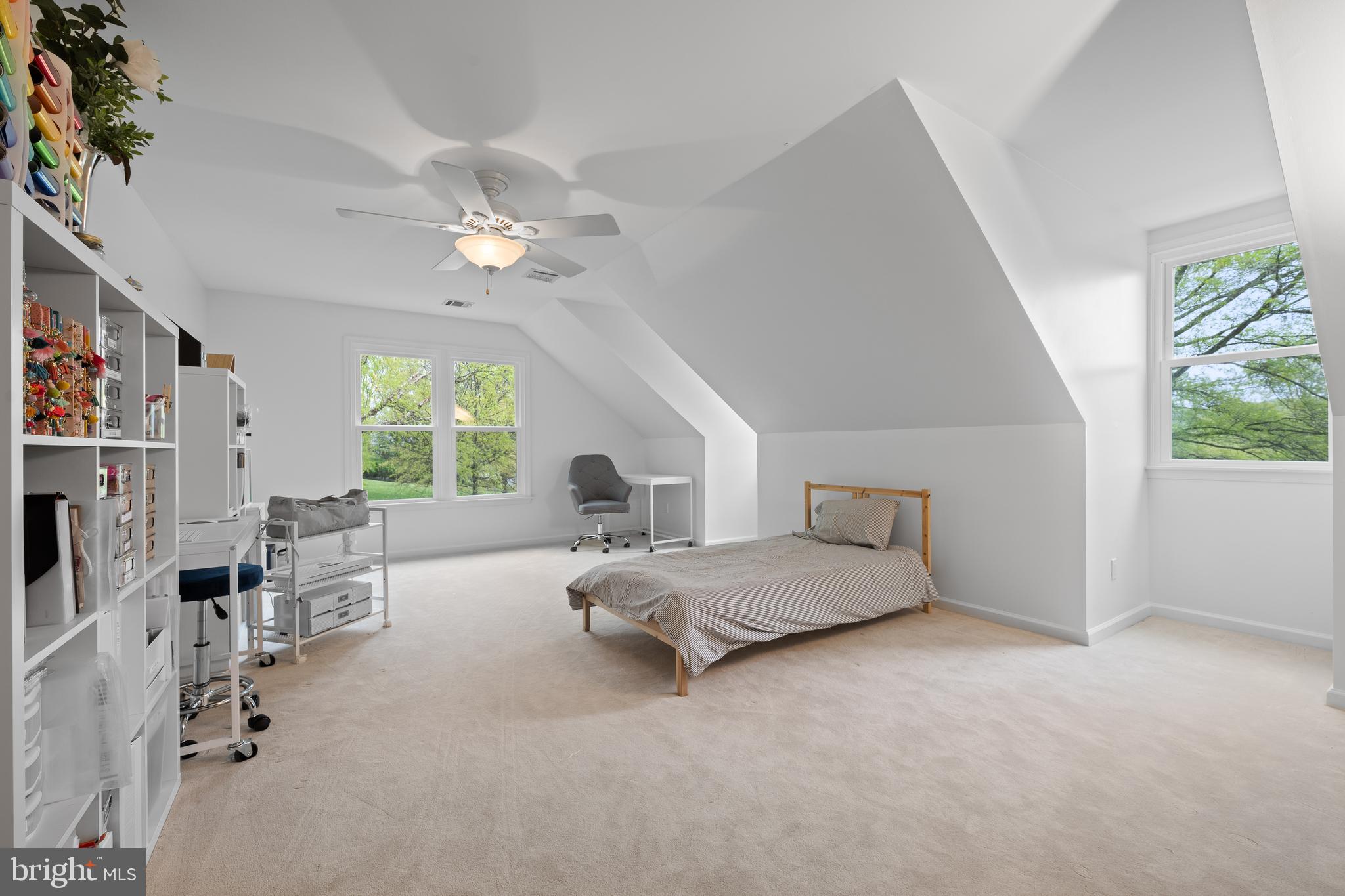 WHITEHORSE - Residential