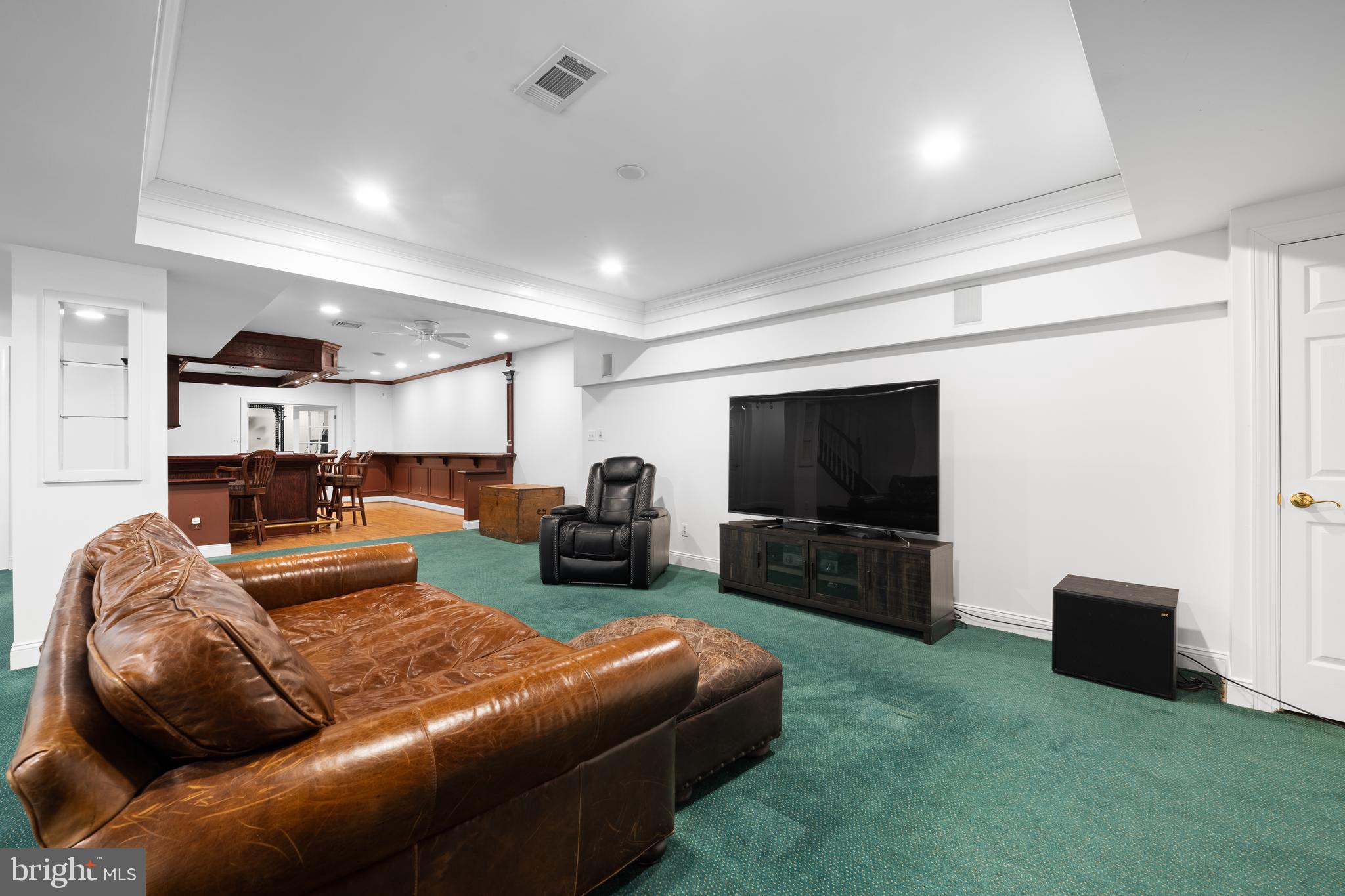 WHITEHORSE - Residential