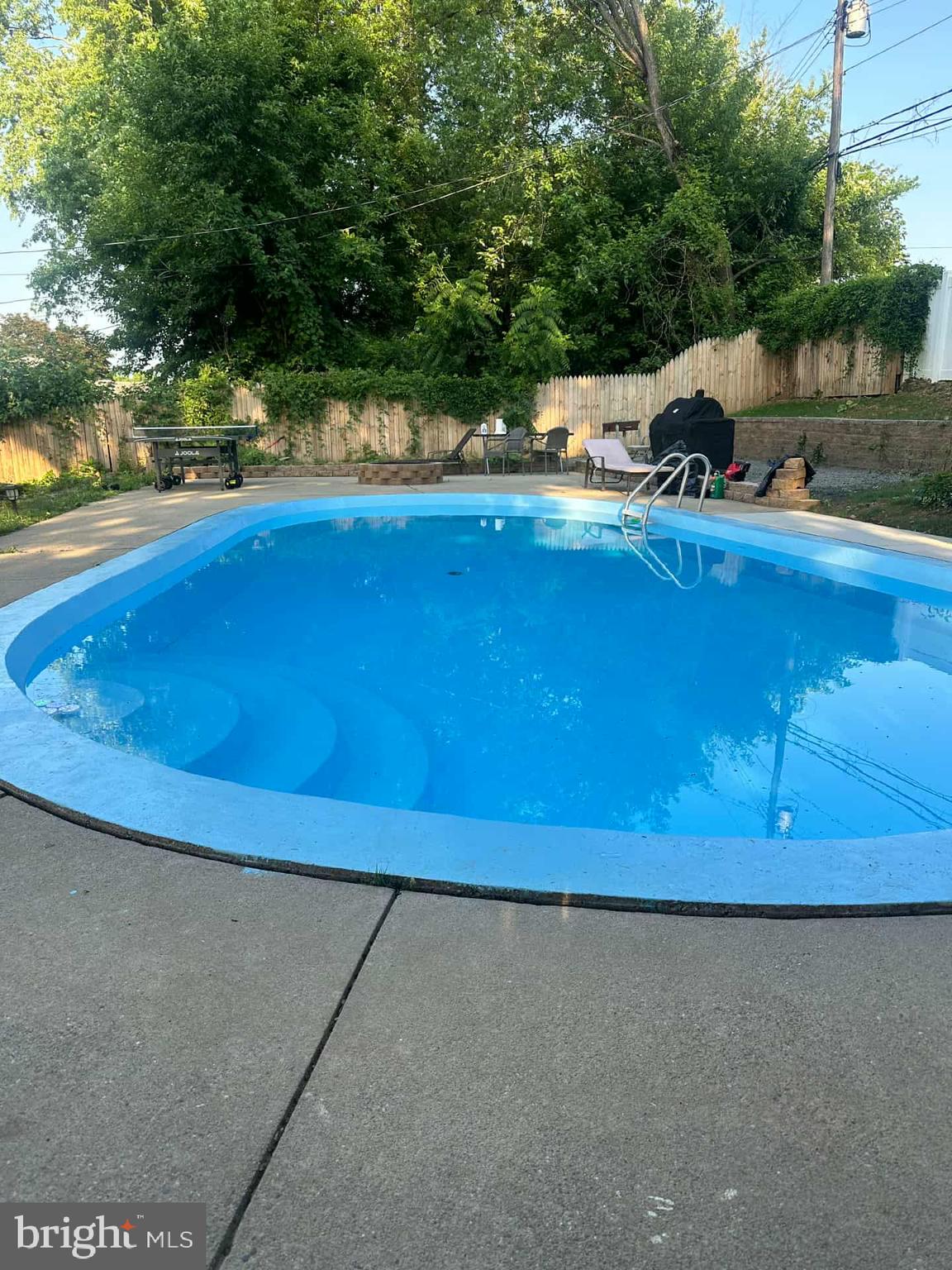 OXFORD VALLEY - Residential