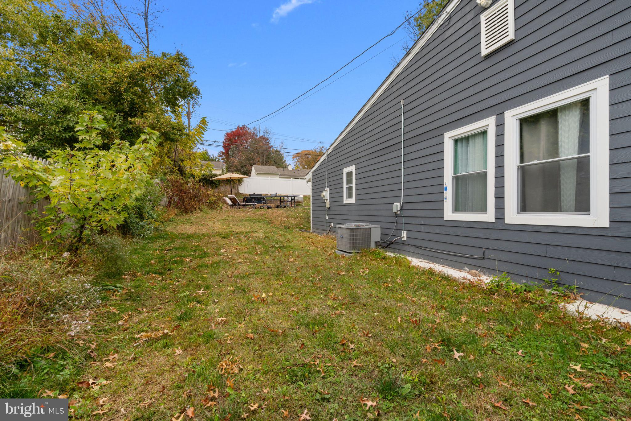 OXFORD VALLEY - Residential