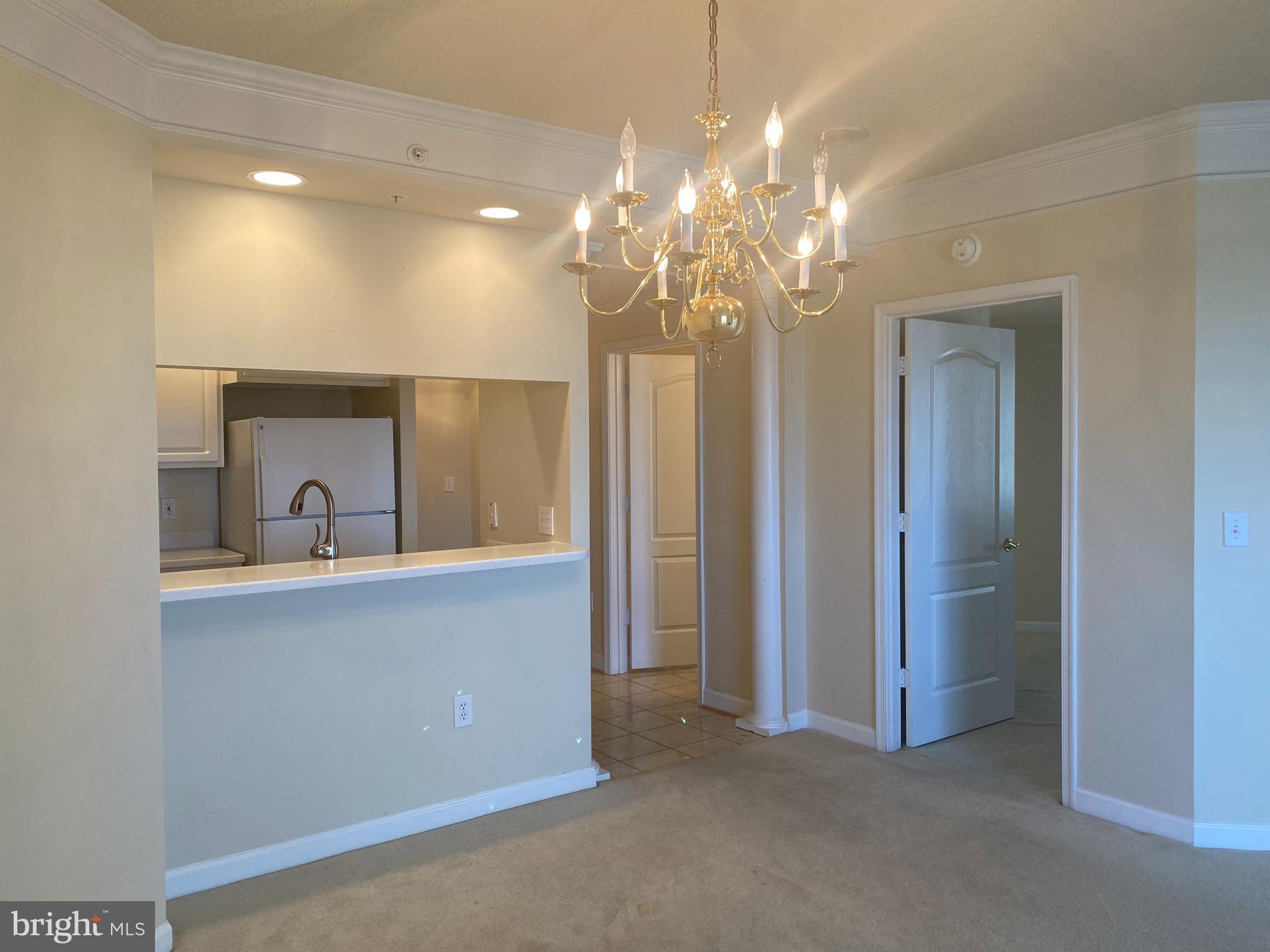 VIRGINIA SQUARE - Residential Lease