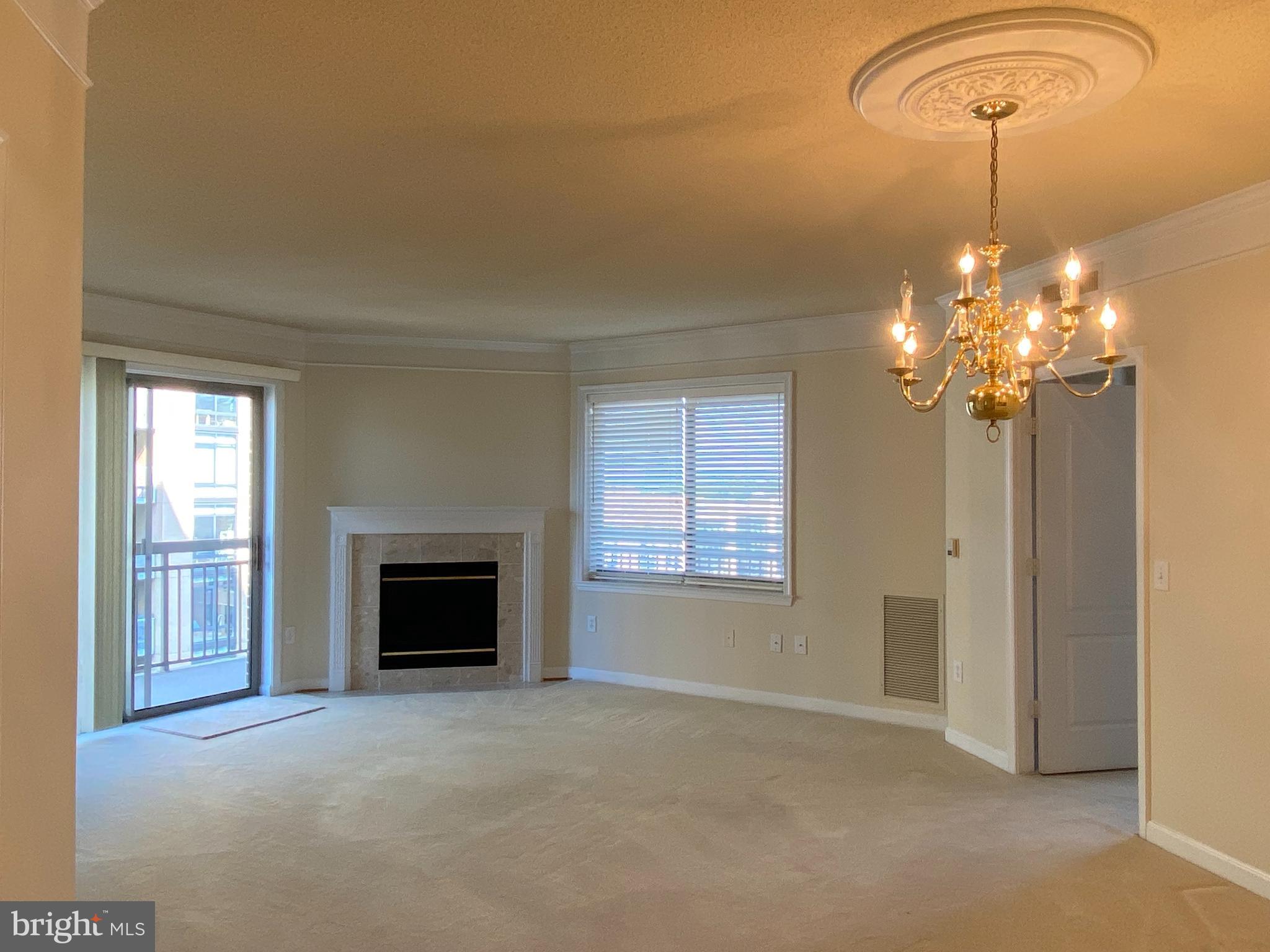 VIRGINIA SQUARE - Residential Lease