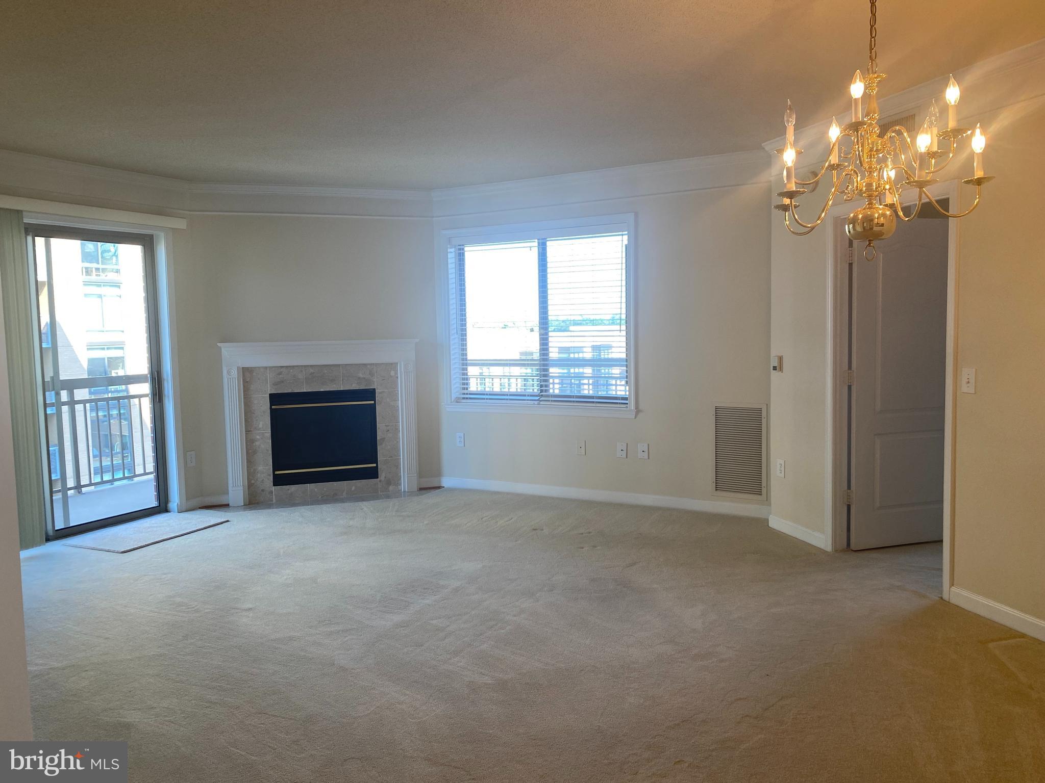 VIRGINIA SQUARE - Residential Lease