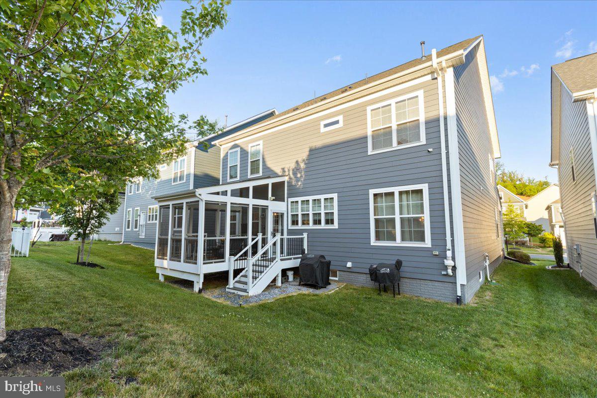 POTOMAC SHORES - Residential