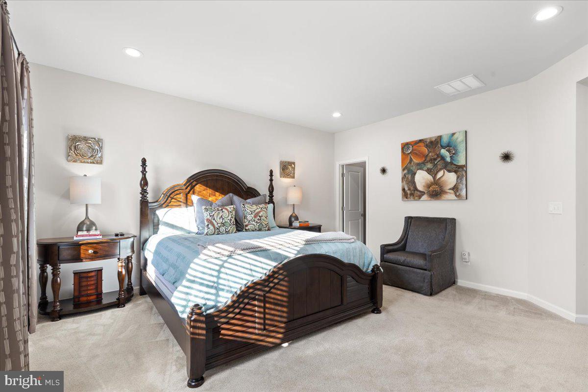 POTOMAC SHORES - Residential