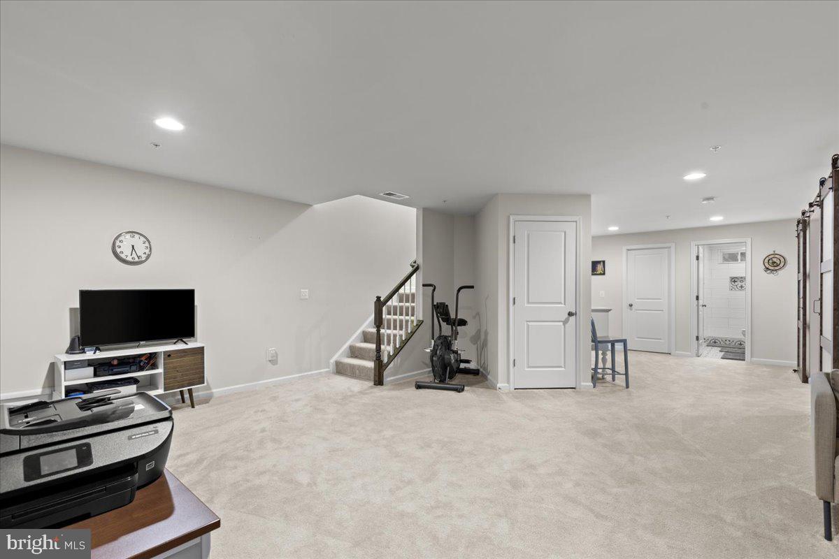 POTOMAC SHORES - Residential