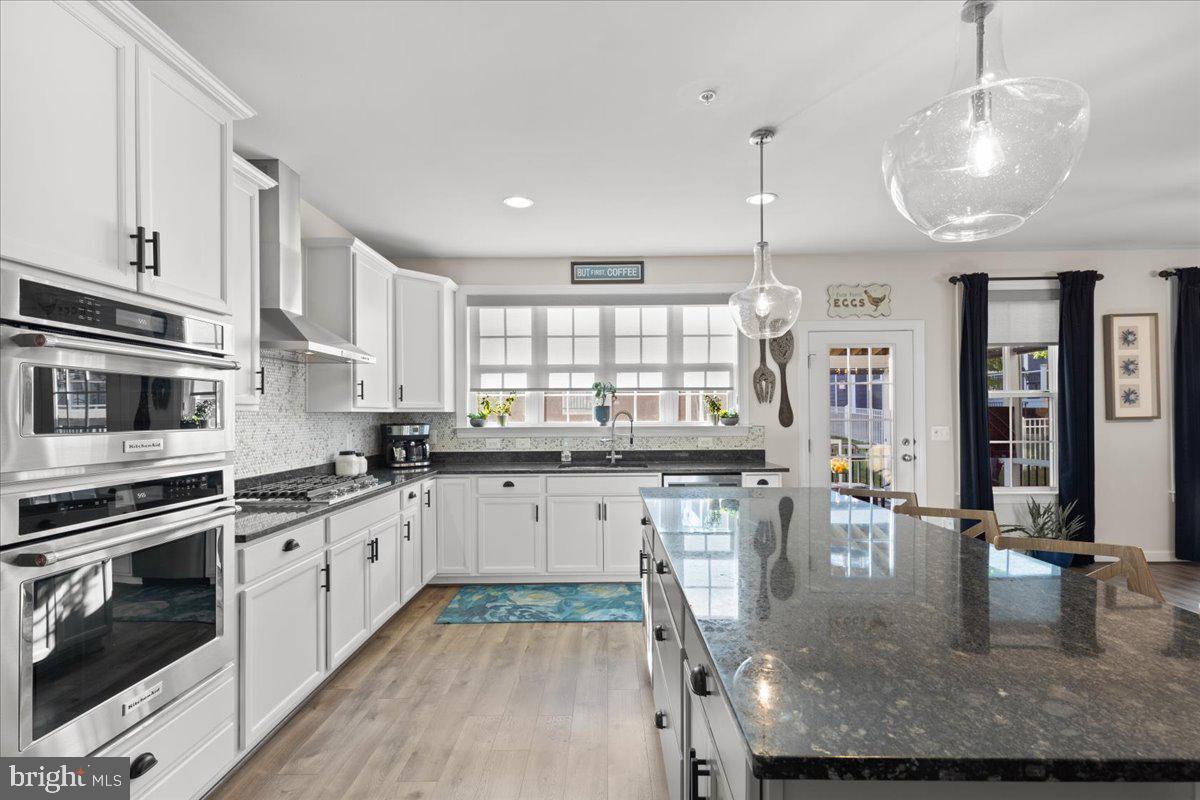 POTOMAC SHORES - Residential