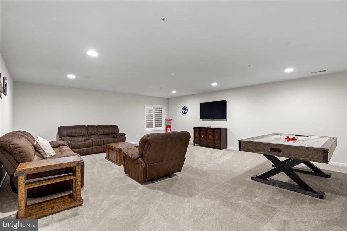 POTOMAC SHORES - Residential