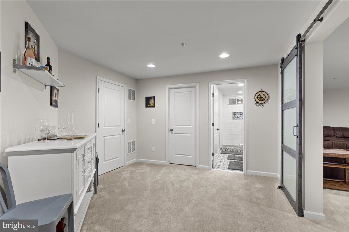 POTOMAC SHORES - Residential