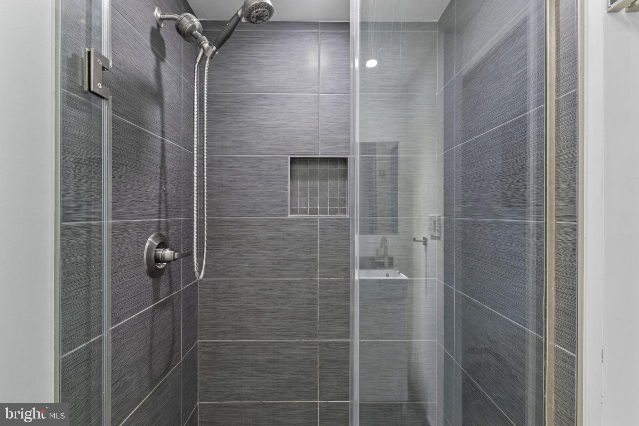 WALKERS RIDGE - Residential