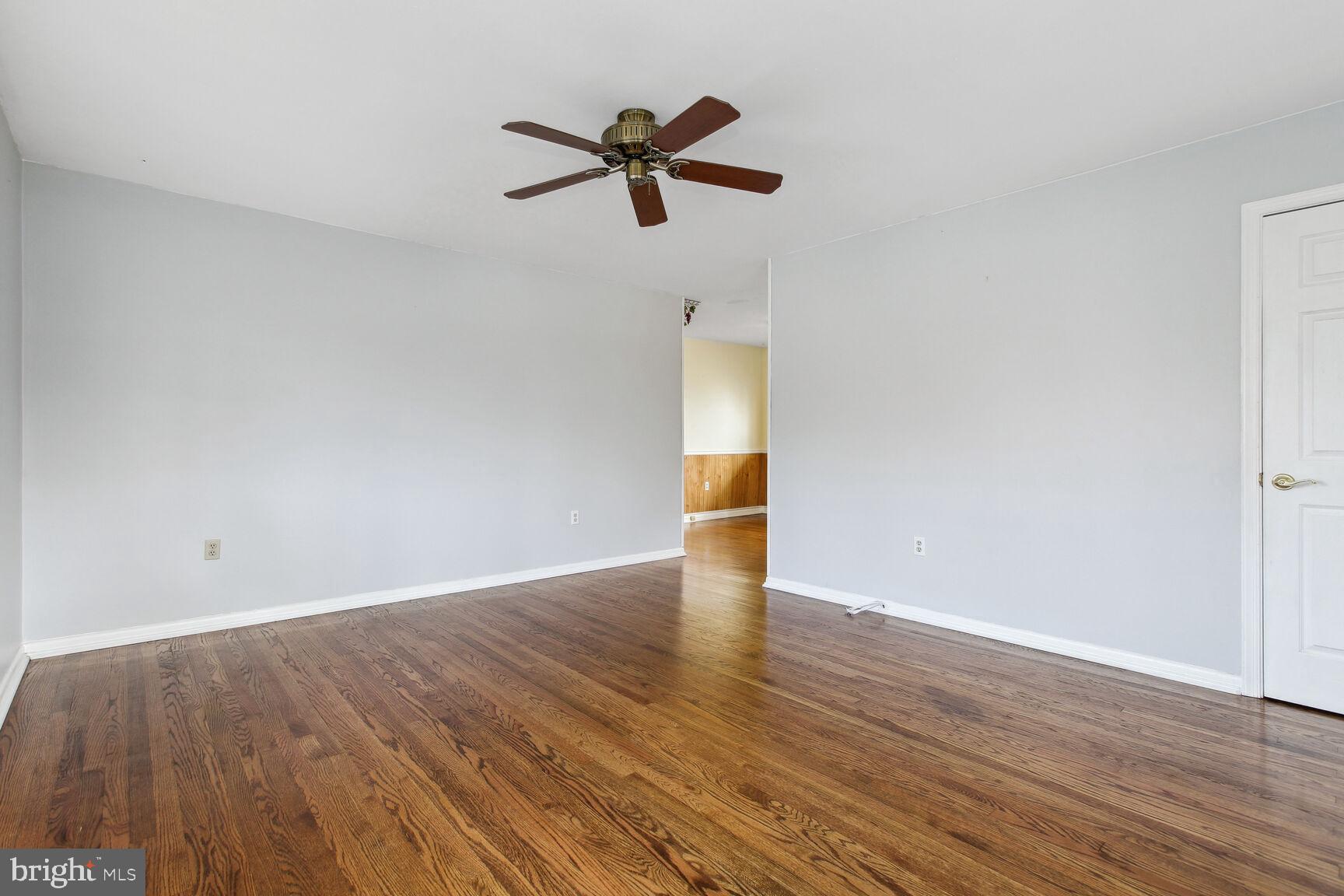 EDMUNDS HILL - Residential