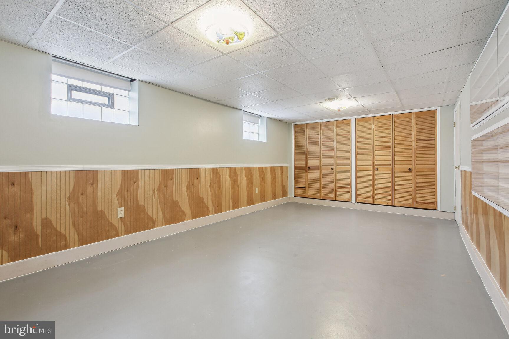 EDMUNDS HILL - Residential