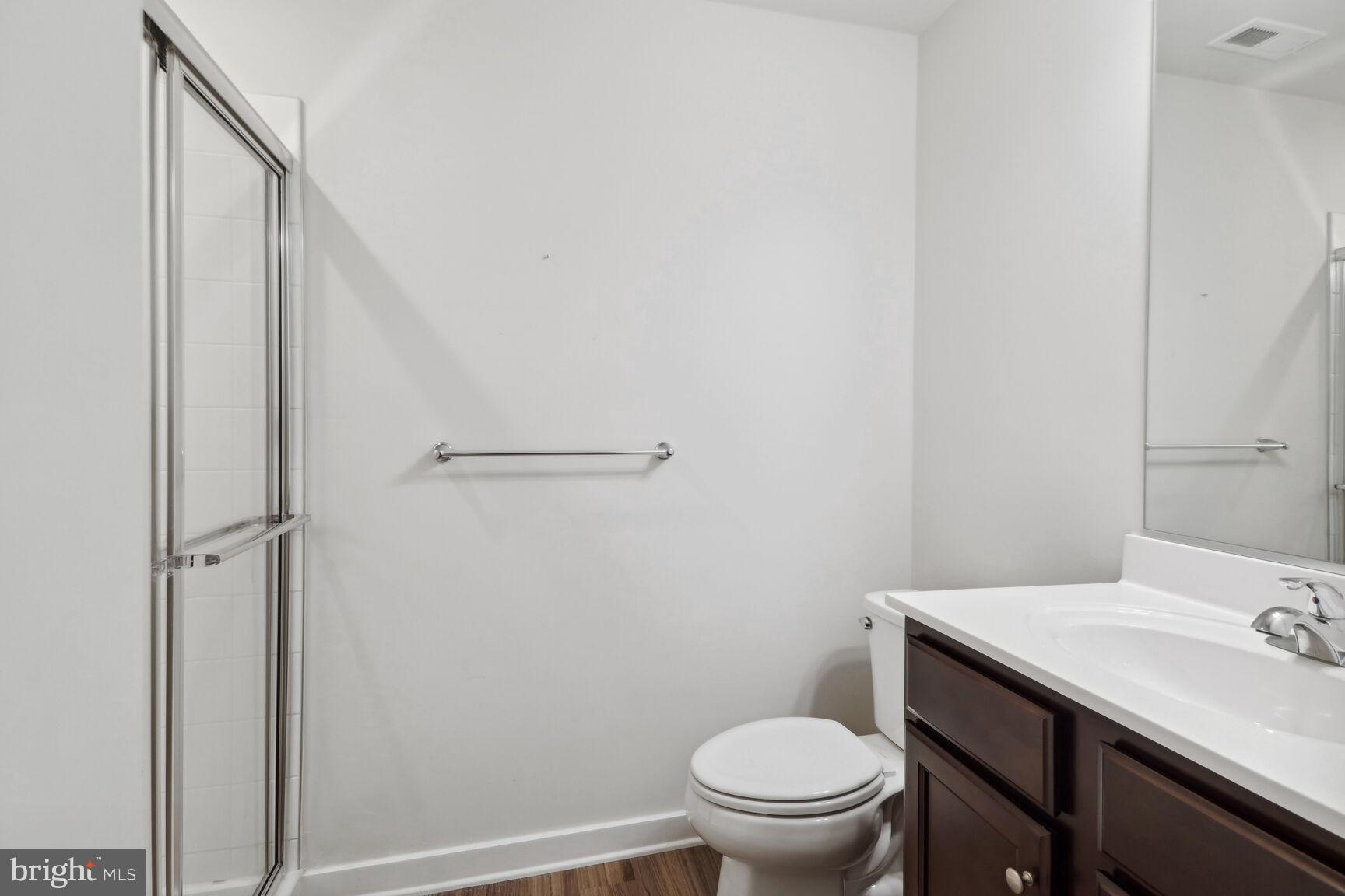 VILLAGES OF URBANA - Residential Lease