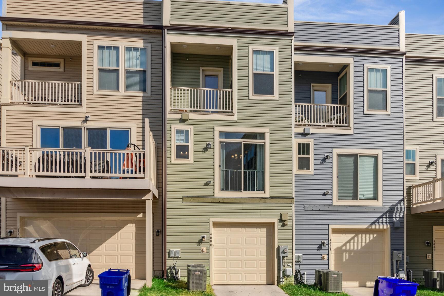 VILLAGES OF URBANA - Residential Lease