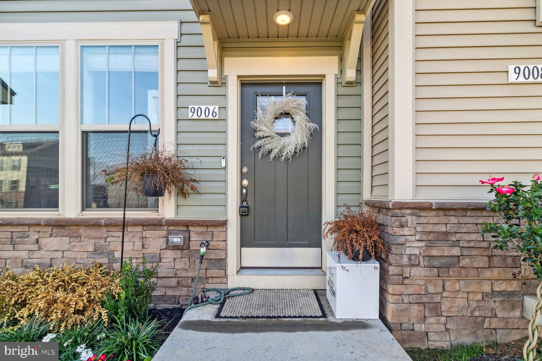 VILLAGES OF URBANA - Residential Lease