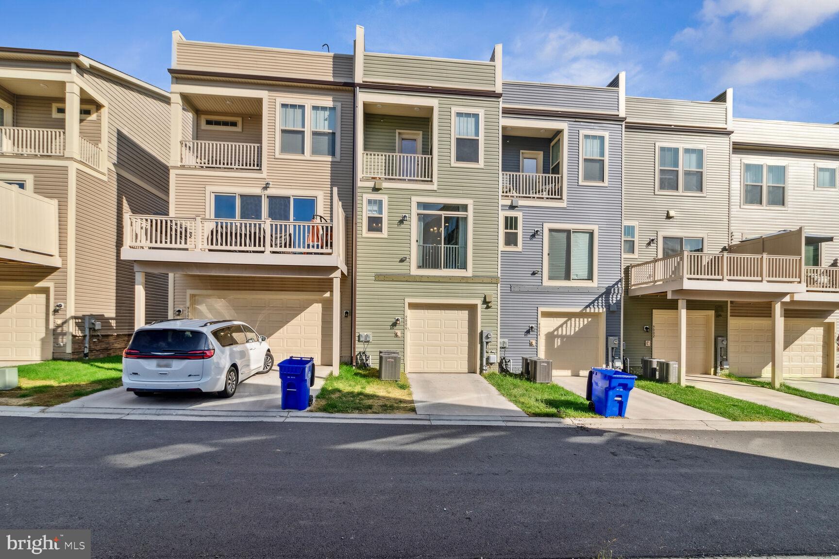 VILLAGES OF URBANA - Residential Lease