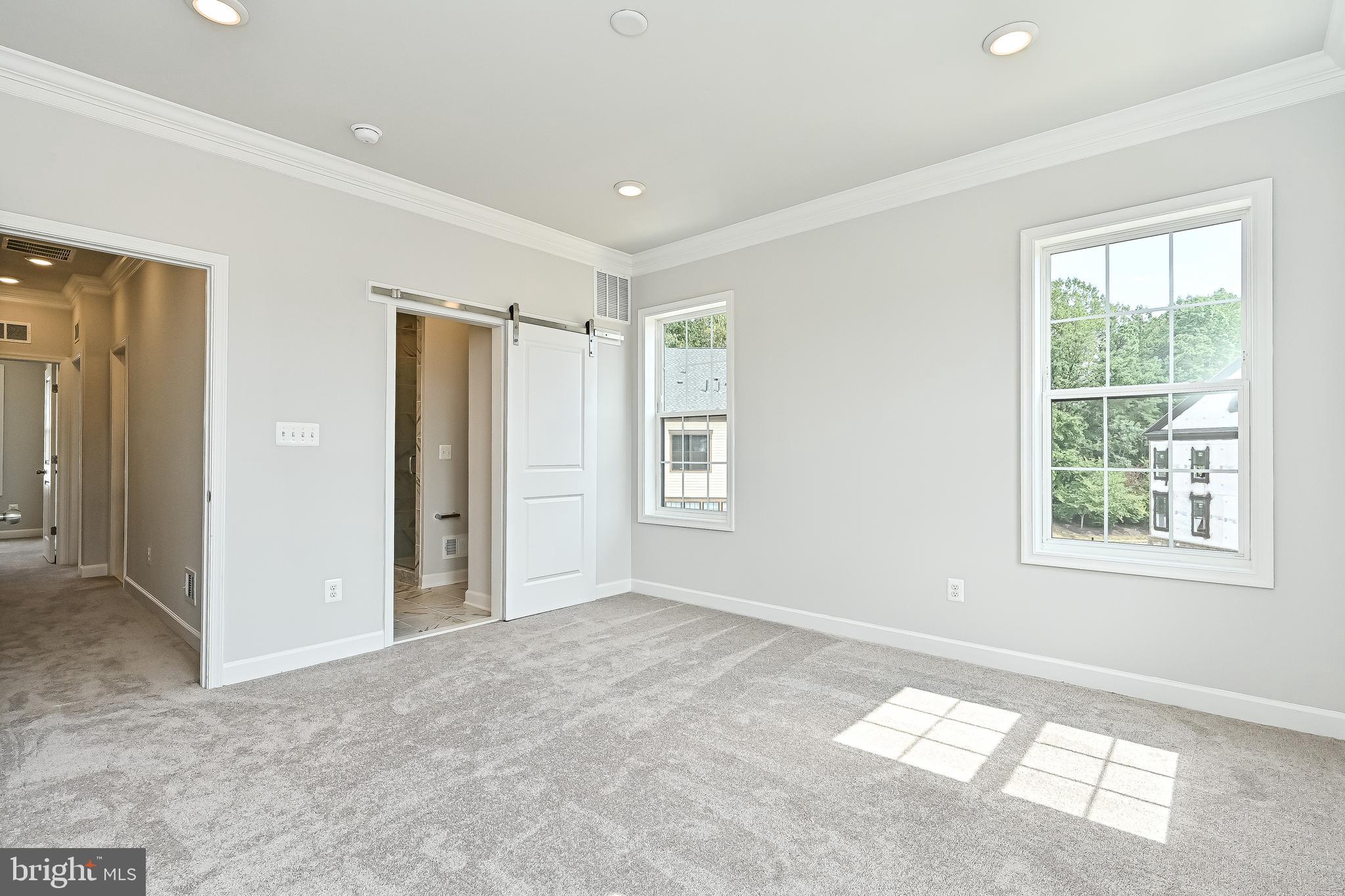 THE ENCLAVE - Residential Lease