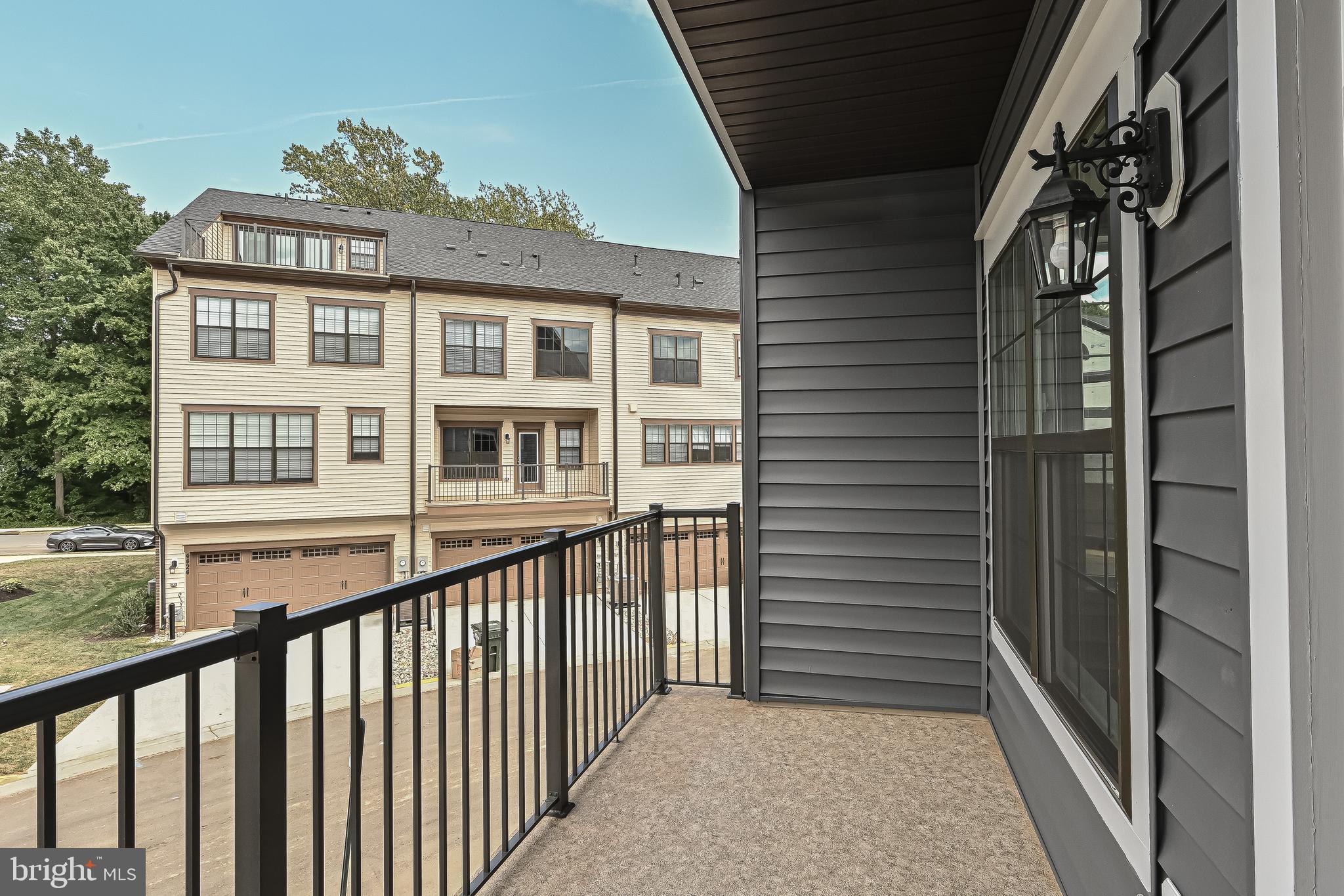 THE ENCLAVE - Residential Lease