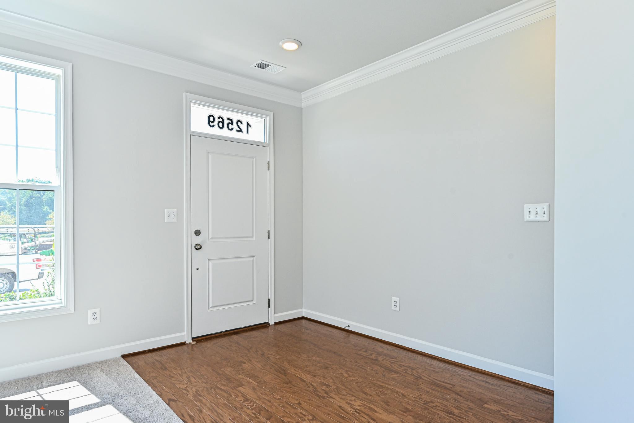 THE ENCLAVE - Residential Lease