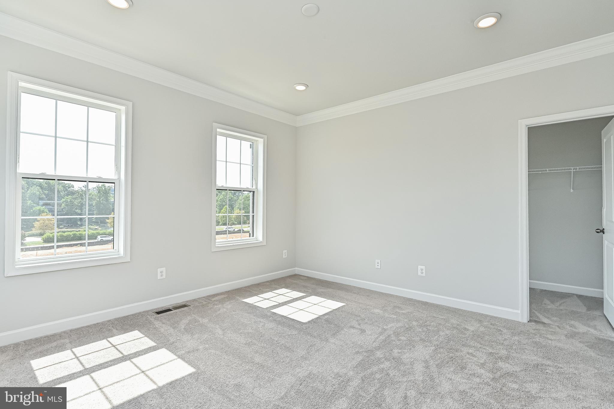 THE ENCLAVE - Residential Lease