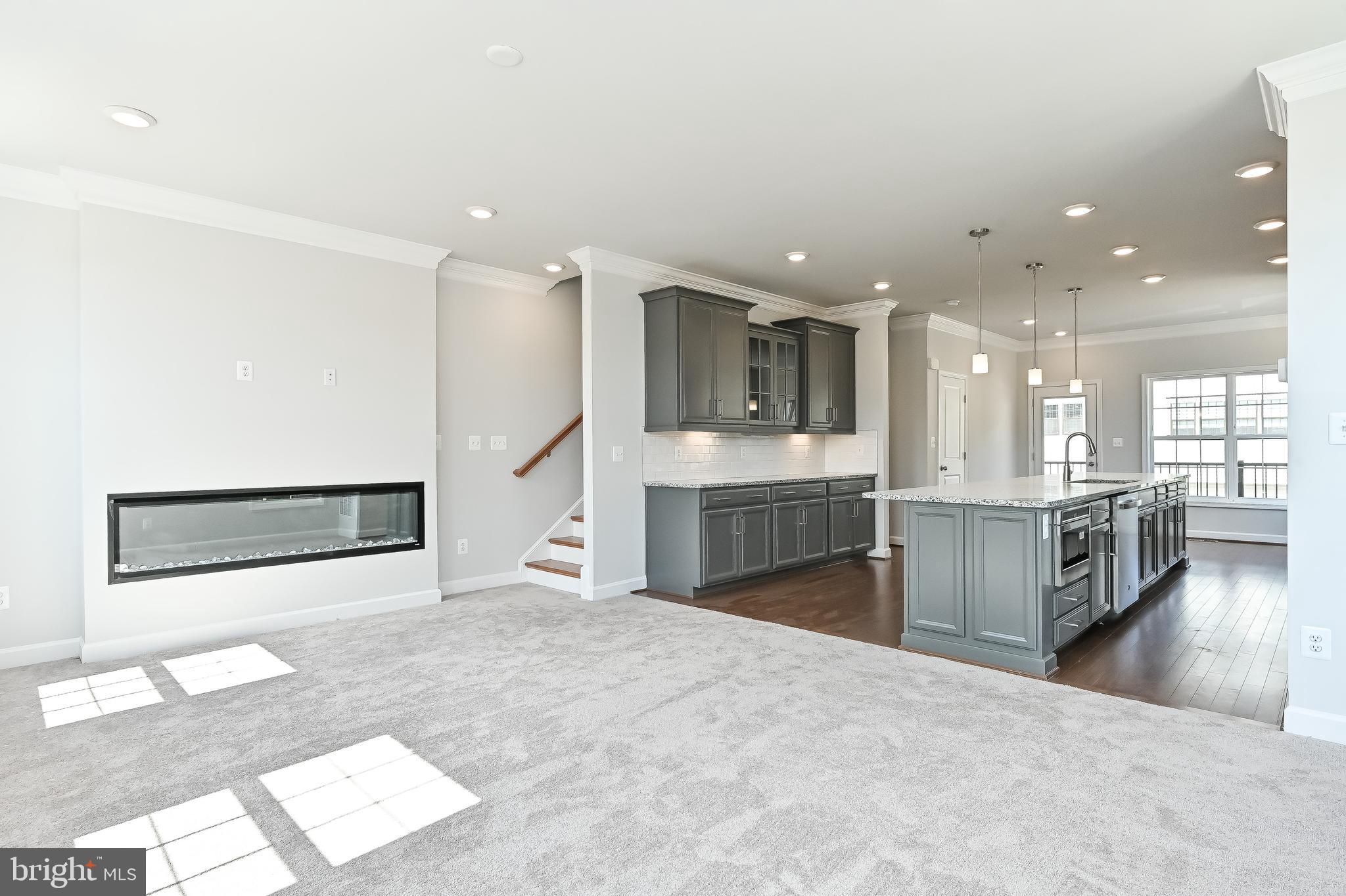 THE ENCLAVE - Residential Lease