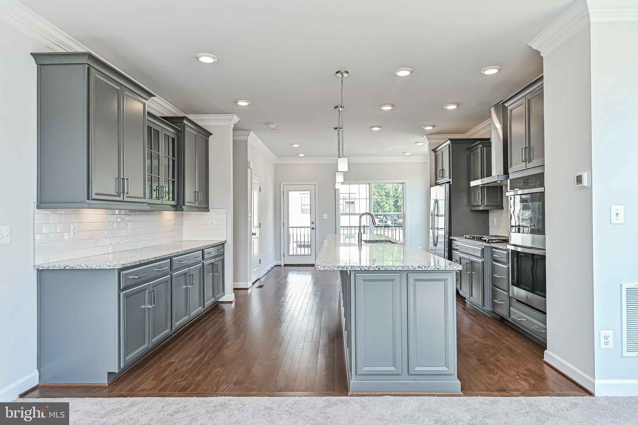 THE ENCLAVE - Residential Lease