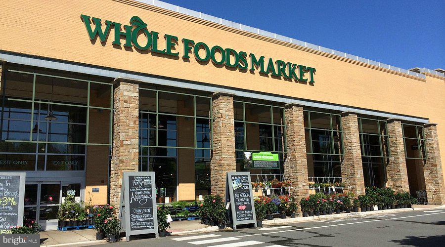 THE ENCLAVE - Residential Lease