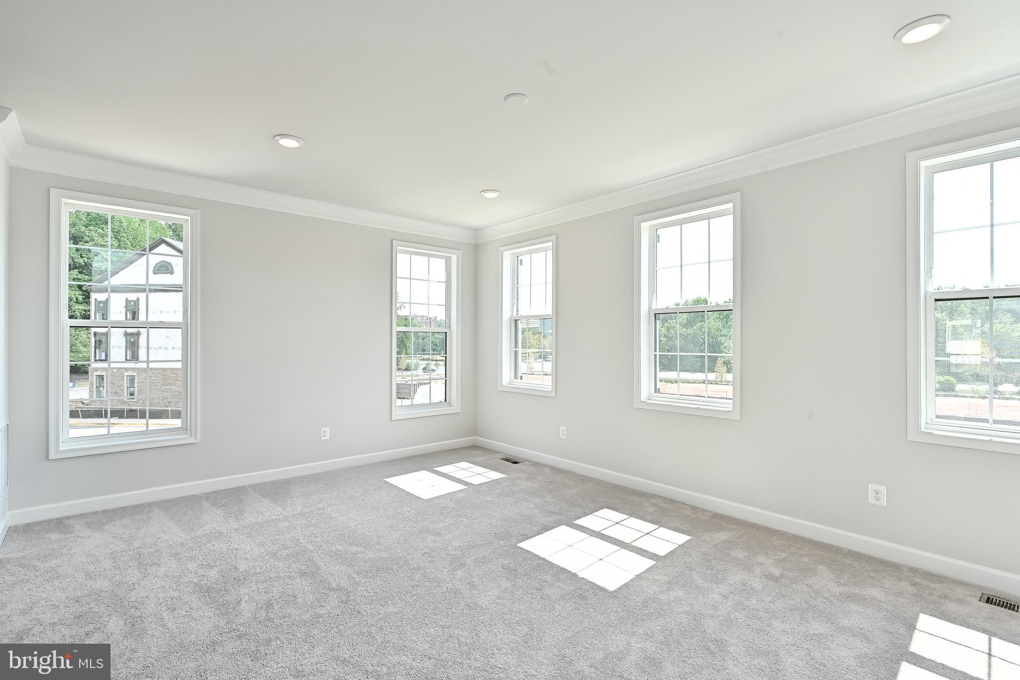 THE ENCLAVE - Residential Lease