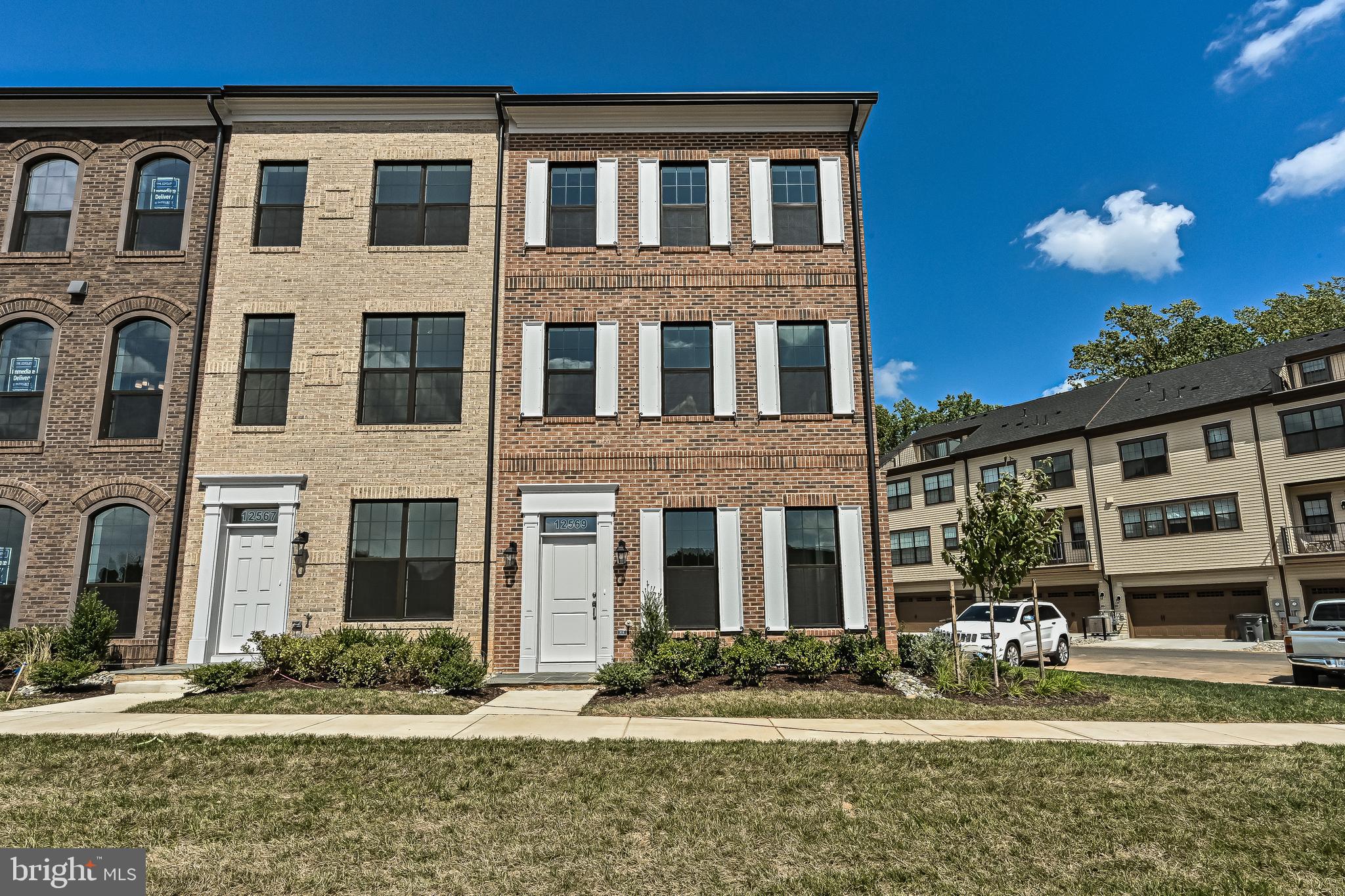 THE ENCLAVE - Residential Lease