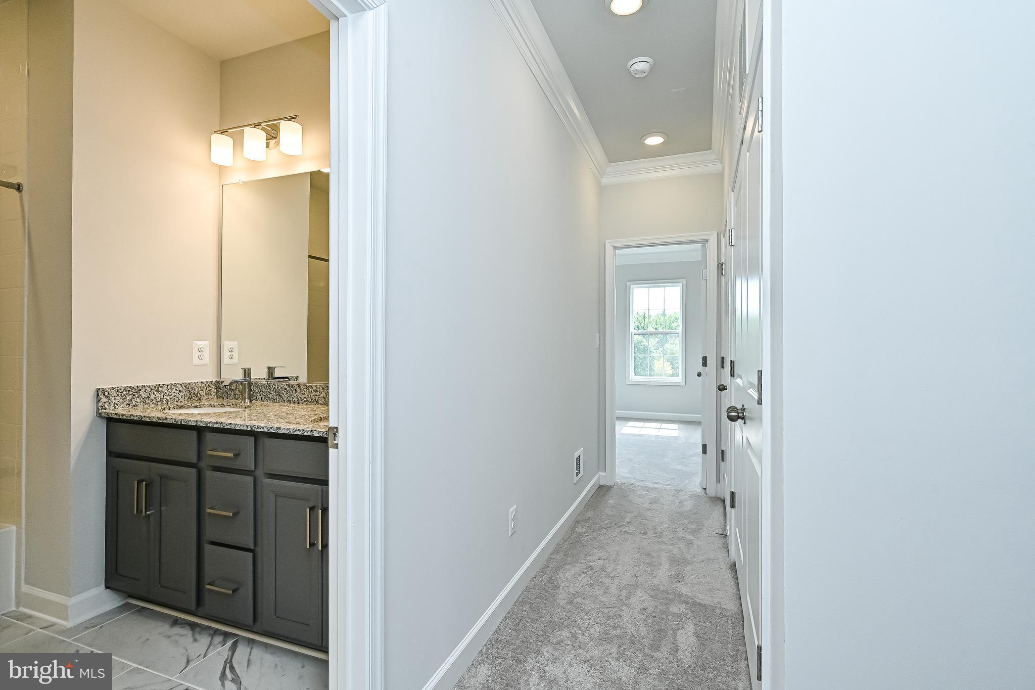 THE ENCLAVE - Residential Lease