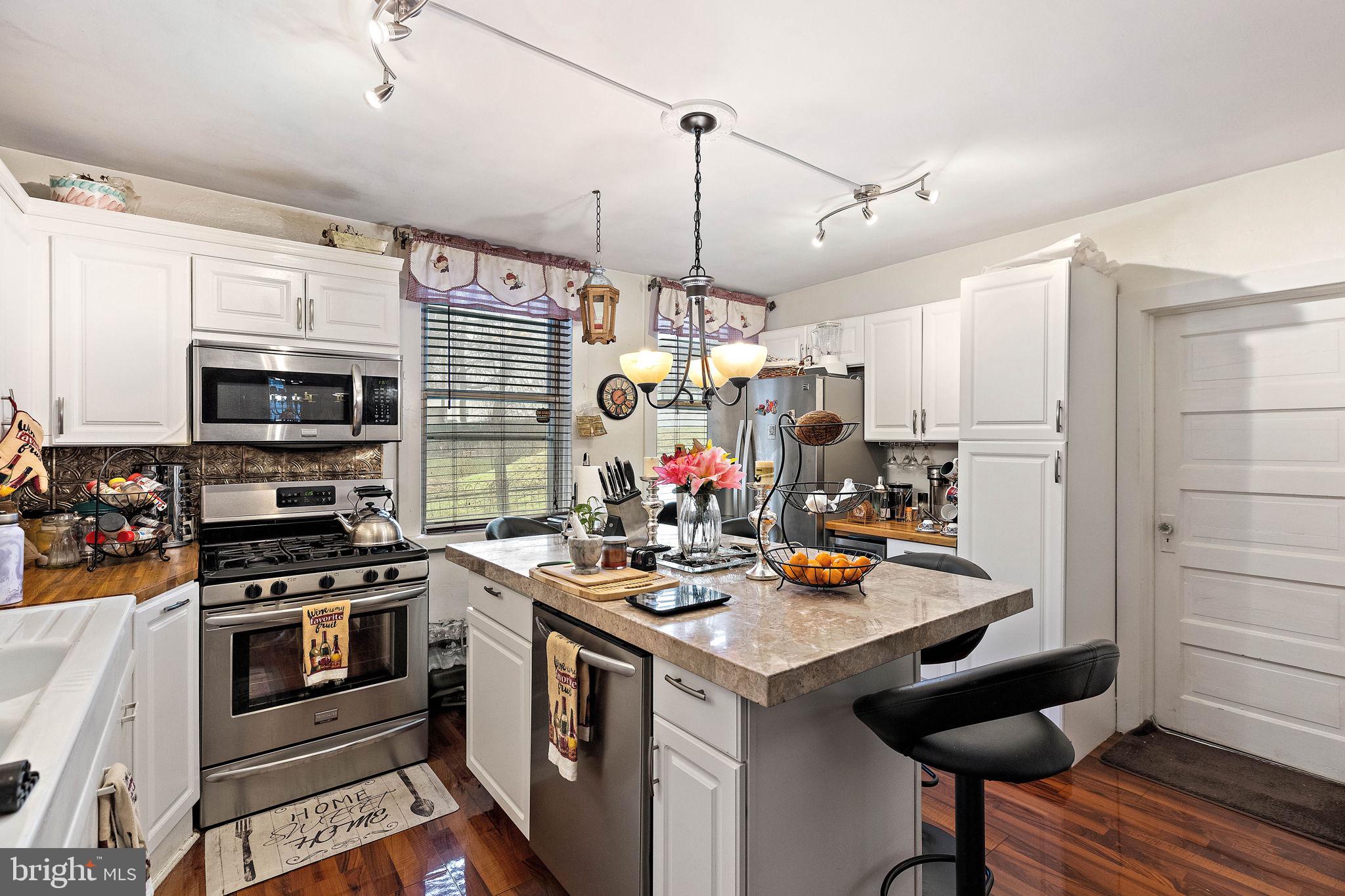 KIRKLYN - Residential