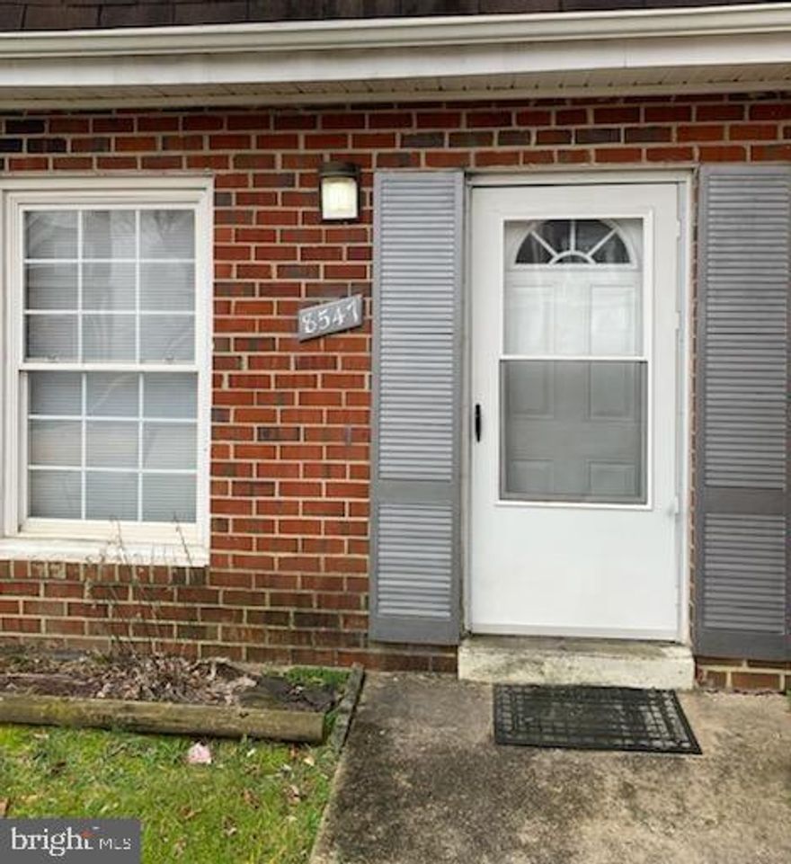 3 Bedrooms - recently renovated.  Spacious living room and large kitchen on the first level.   All bedrooms are on the 2nd floor.   Close to employment centers, restaurants, supermarkets, and I-95.