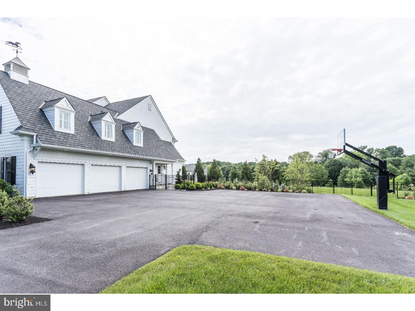 WHITE HORSE - Residential