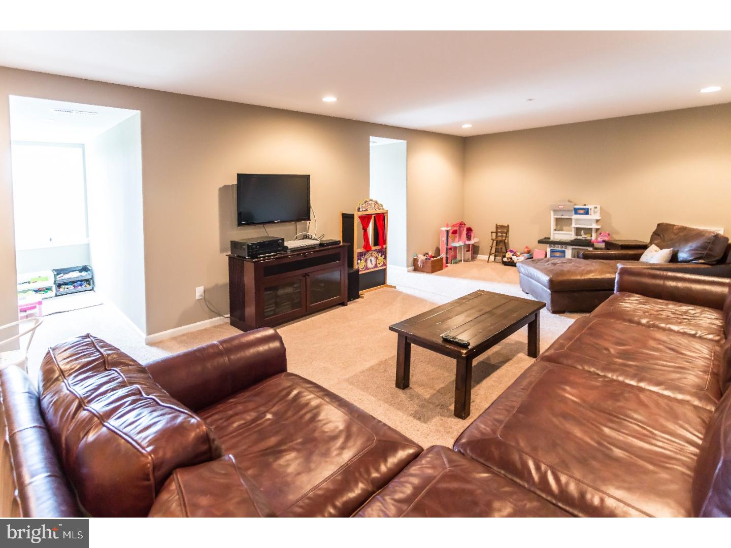 WHITE HORSE - Residential