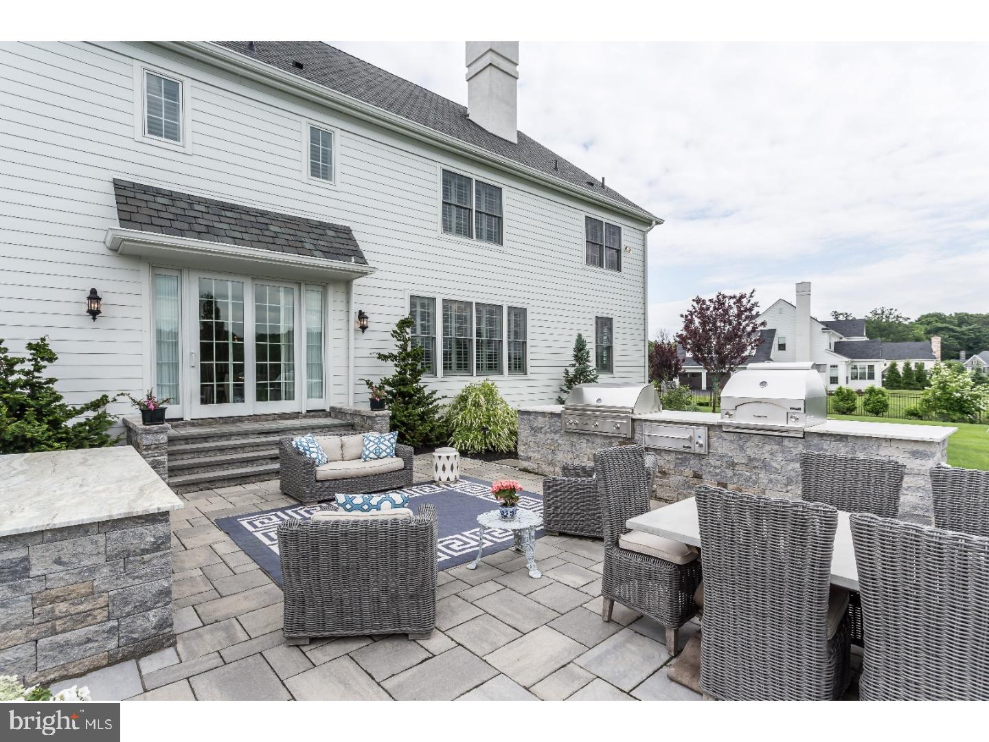 WHITE HORSE - Residential