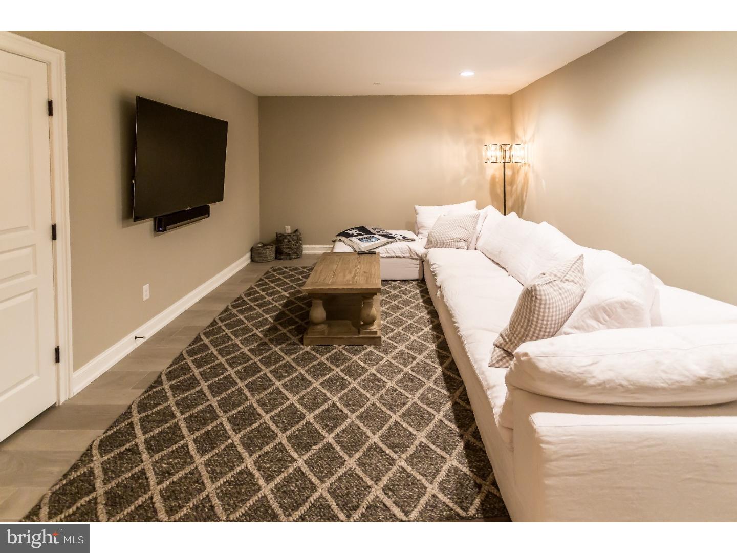 WHITE HORSE - Residential