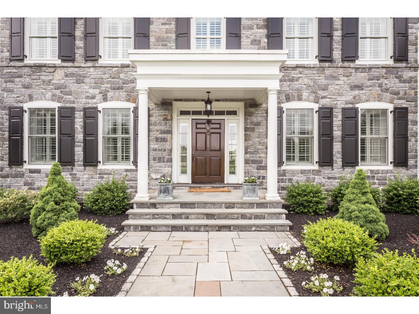 WHITE HORSE - Residential