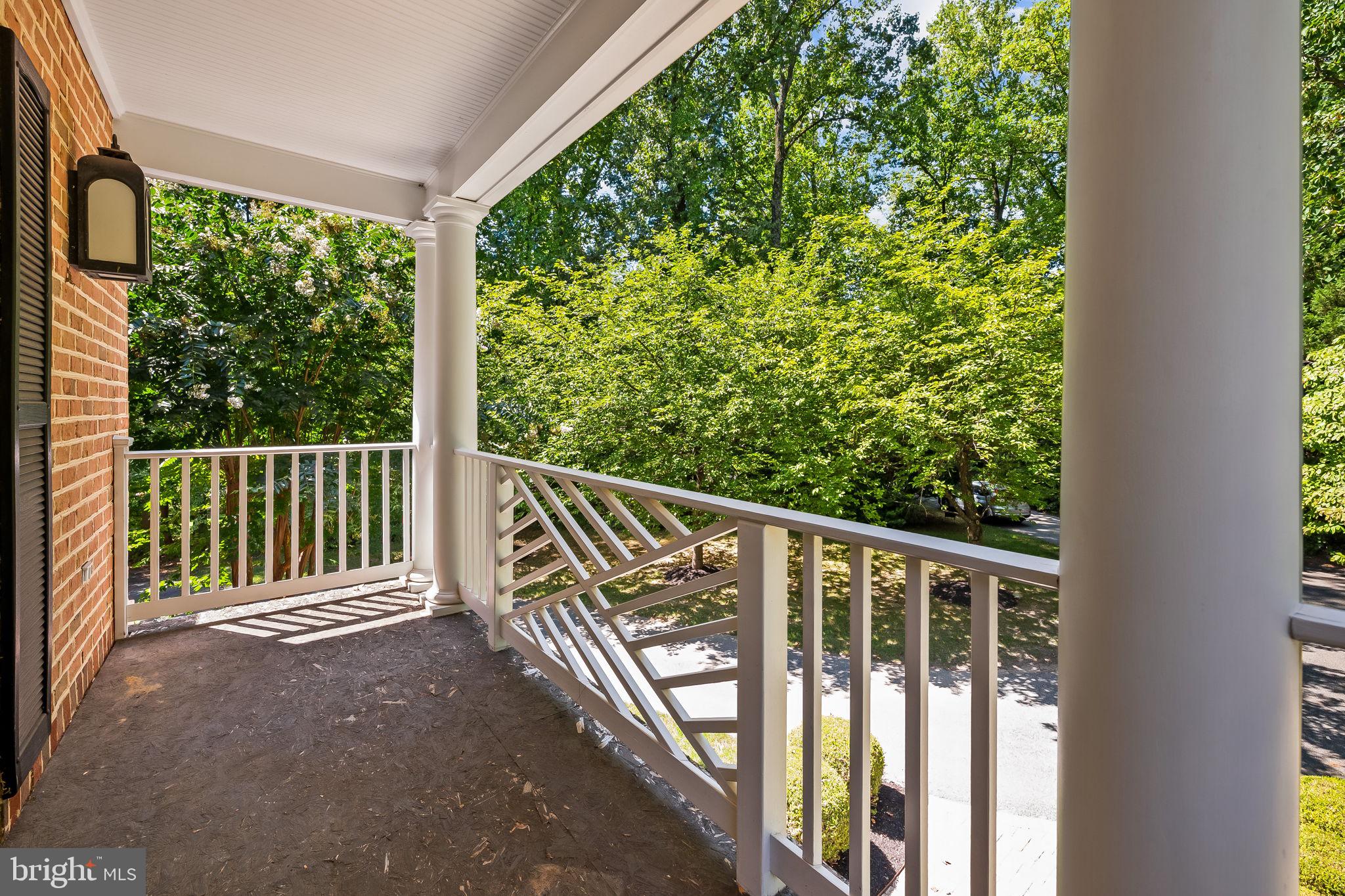 EAGLES NEST - Residential