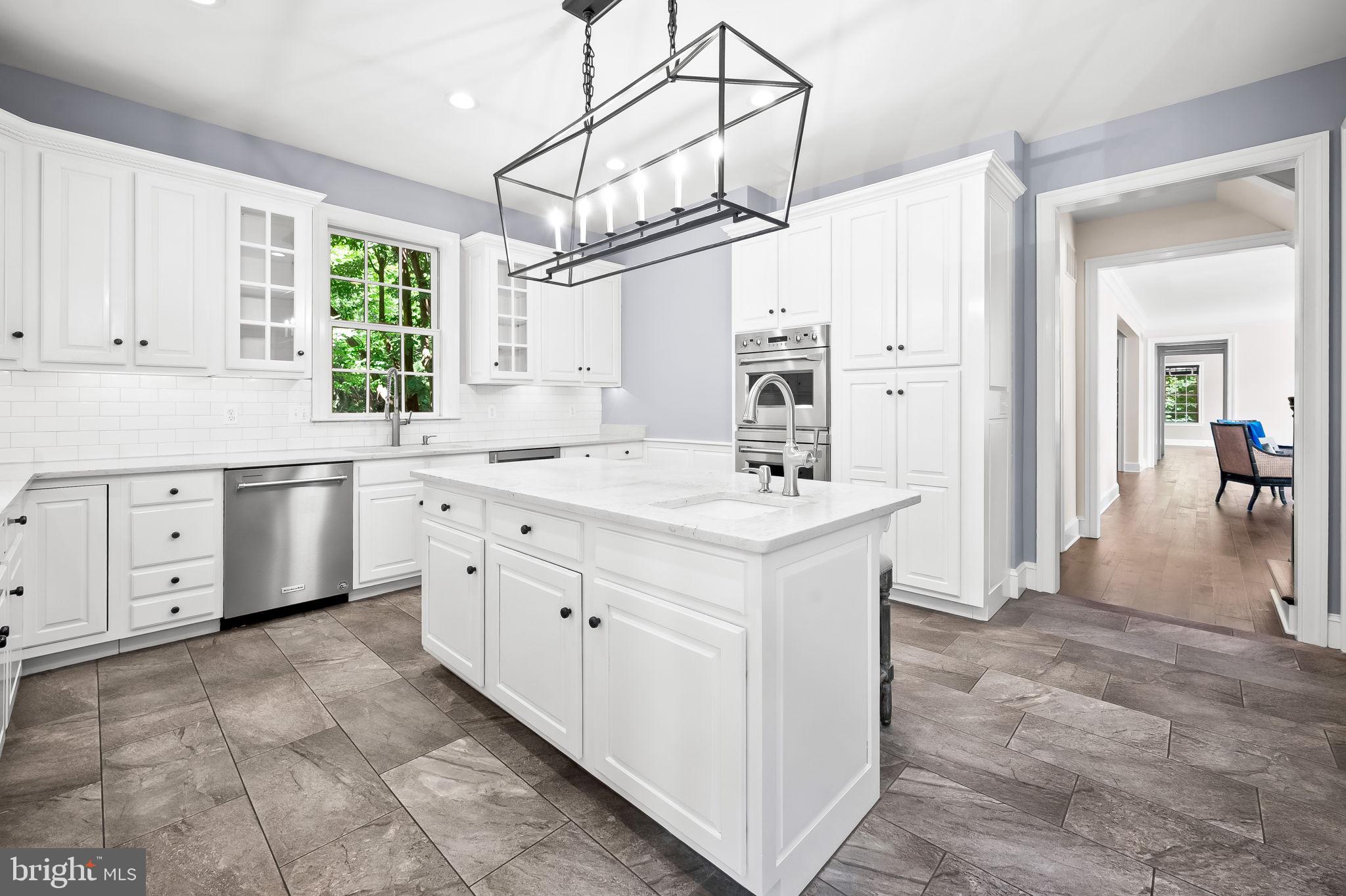 EAGLES NEST - Residential