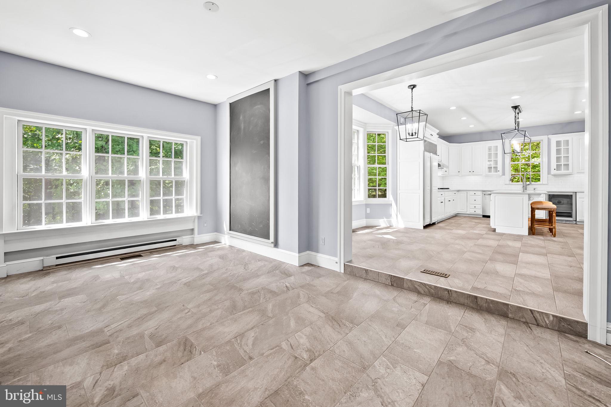 EAGLES NEST - Residential