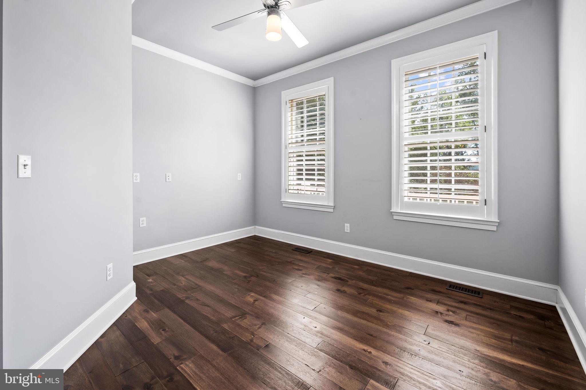 EAGLES NEST - Residential