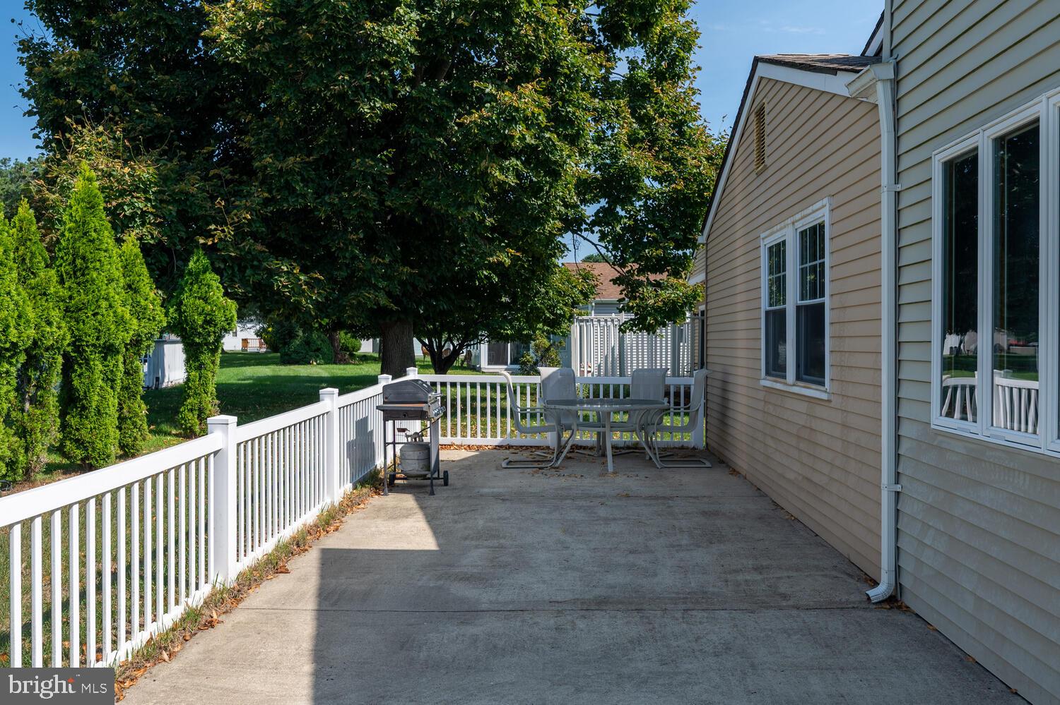 HOLIDAY CITY - SOUTH - Residential