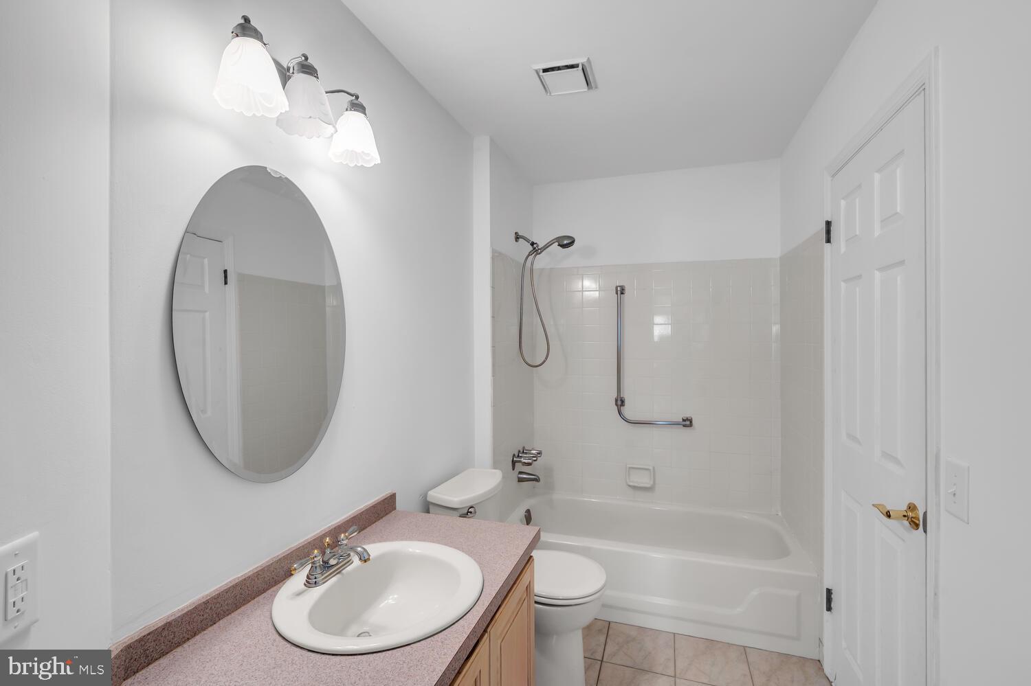 HOLIDAY CITY - SOUTH - Residential